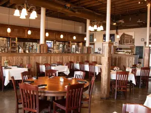 200 North Beach Restaurant and Bar