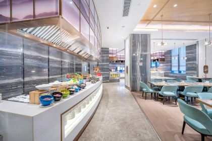 裕华铂金酒店西餐厅