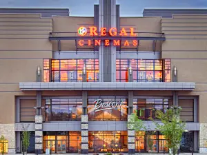 Regal Colonie Center