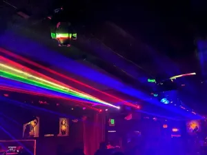 Raven Bar