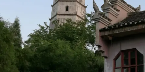 鐘嶺山塔