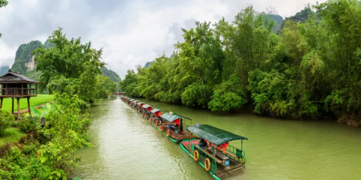 明仕田園風景區-竹筏遊客上船碼頭