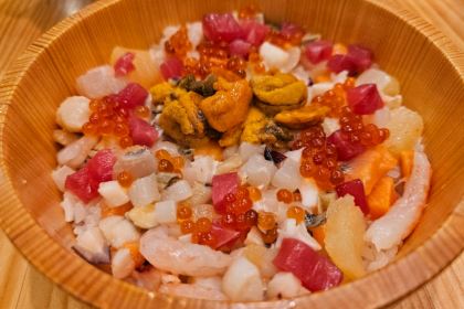 Tsukiji Unitora Nakadori