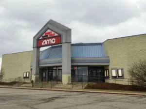 AMC CLASSIC Terre Haute 8