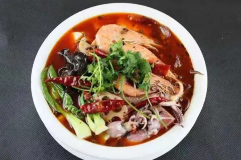 K(I)NG TAO Traditionell Sichuan Restaurant