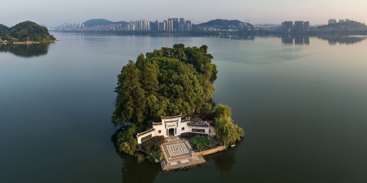 Huangshi Cihu Lake Provincial Scenic Area