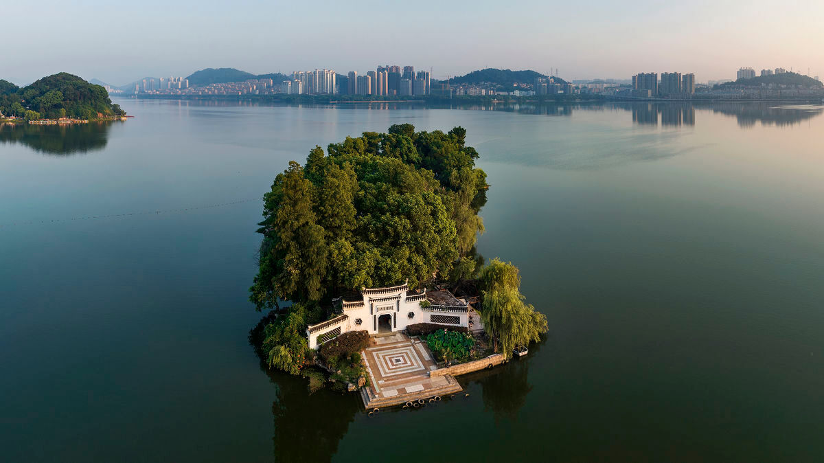 Huangshi Cihu Lake Provincial Scenic Area