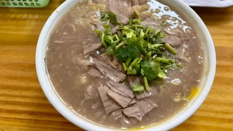 朝阳糁馆 in Linyi