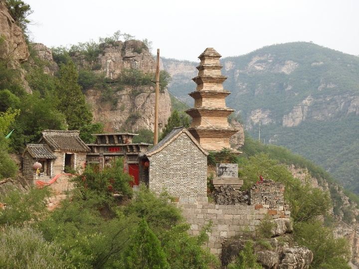 Shuangta Temple Scenic Area