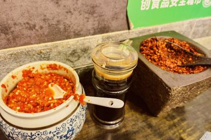 林妈过桥抄手(解放碑店)