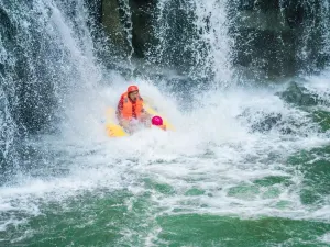 Yinghua Grand Canyon Rafting