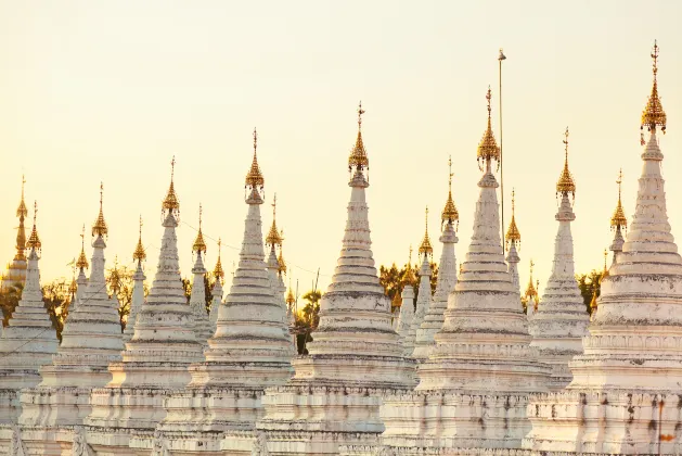 Các khách sạn gần Sandamuni Paya