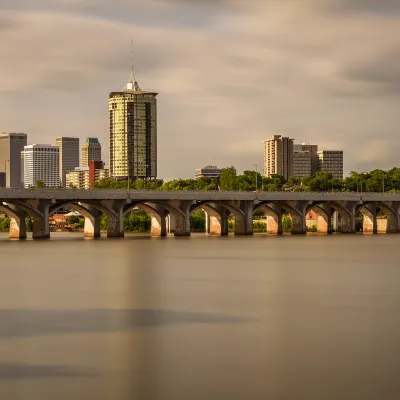 Отели с услугой бассейном в г. Норман