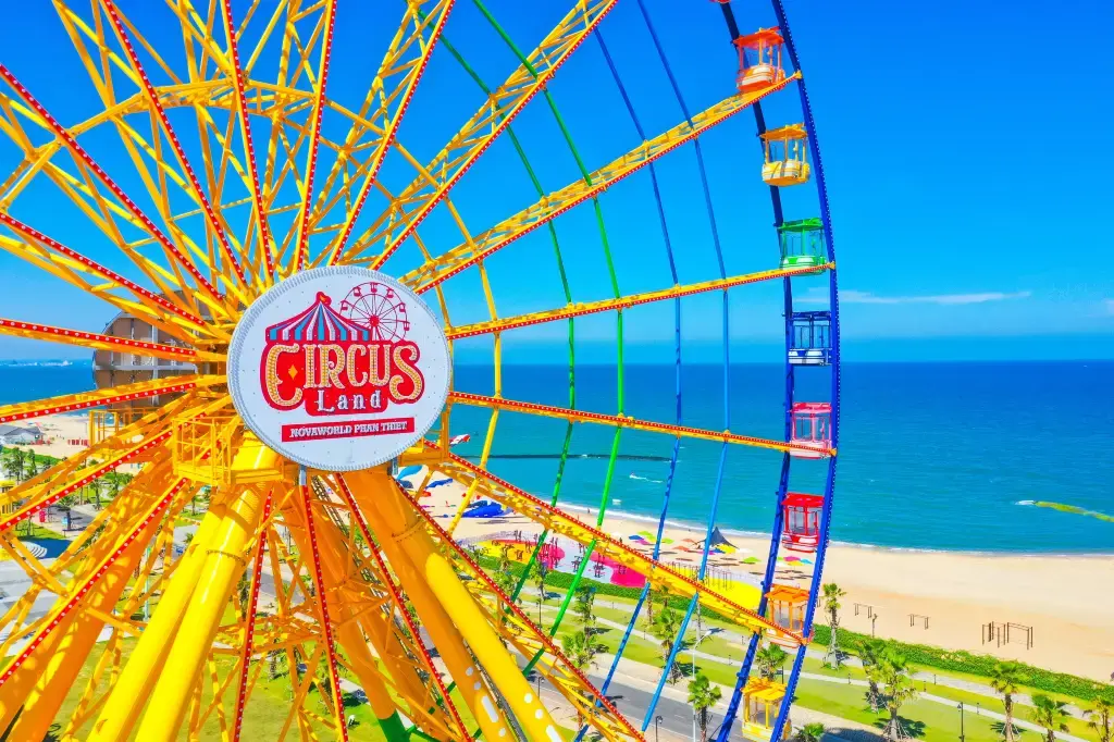 Circus Land