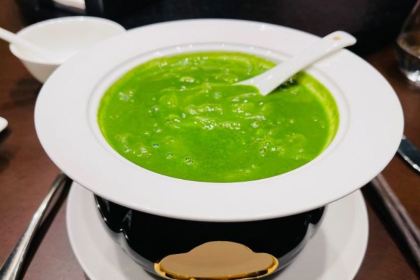 Bin jiang hua yue yan