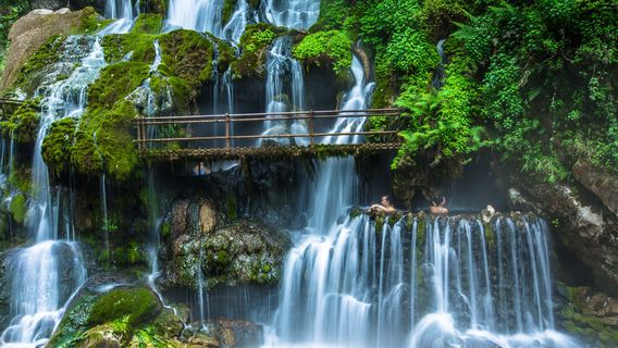 Luoji Ninety-Nine Miles Hot Spring Waterfall Scenic Area