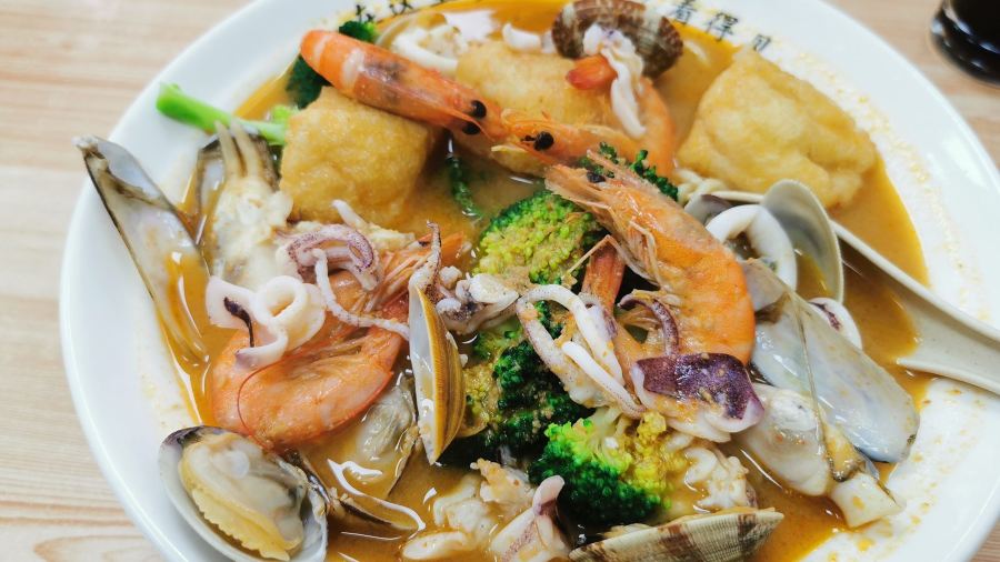 在这里厦门特色小吃店