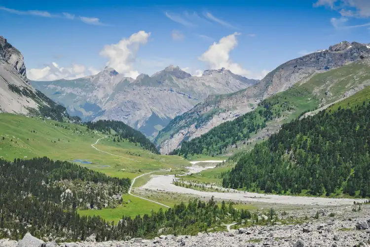 Hotels near Gemmi Pass