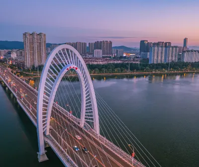 Hilton Garden Inn Jinzhou Central Street