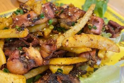 四姑娘山阿巴郎·藏式花园餐厅