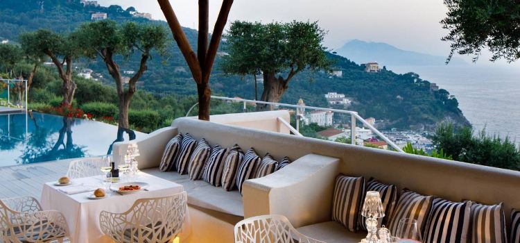 Scirocco Pool Restaurant
