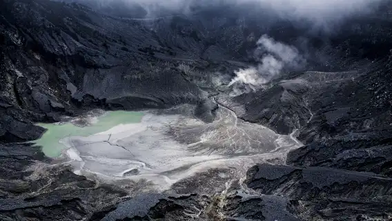 雅加達-覆舟火山+卡瓦普定火山湖一日遊【14H超長中文包車】
