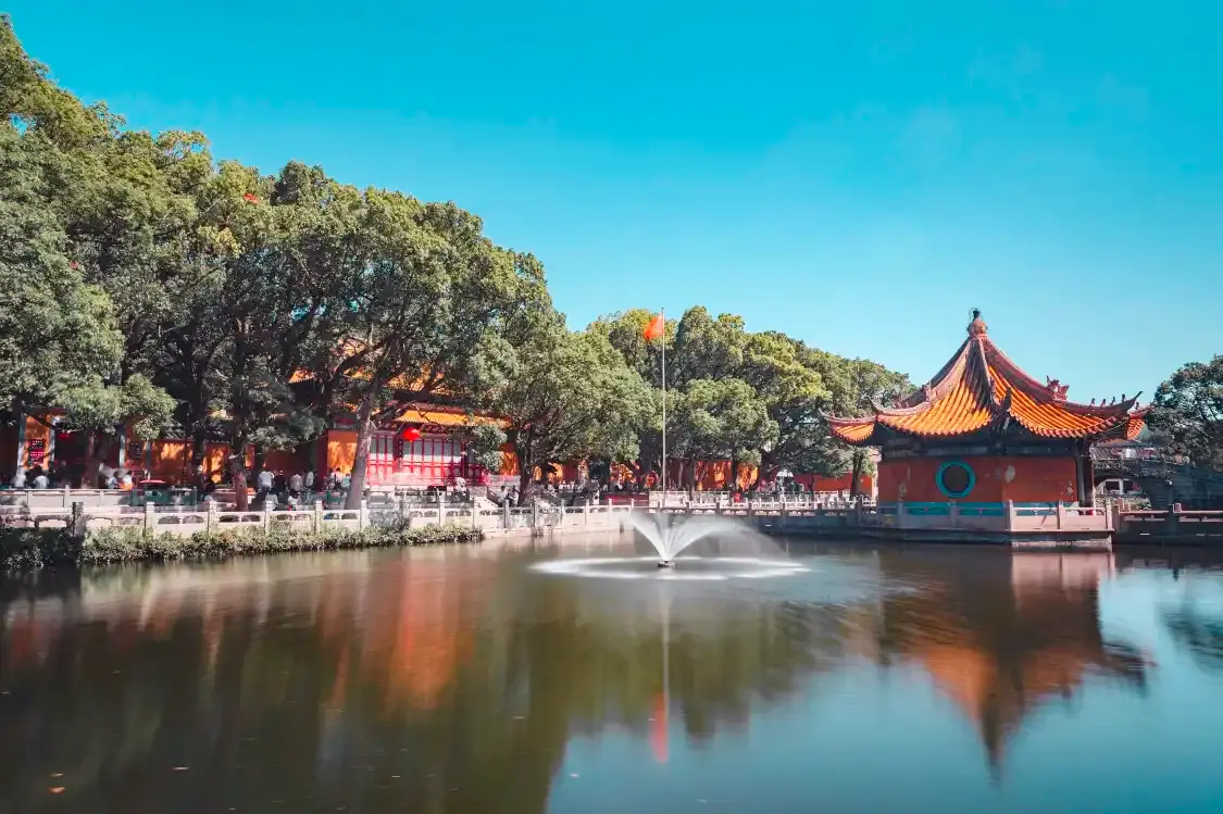 Hotels near Putuo Mountain Scenic Area