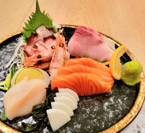 YUYU SUSHI