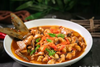 Y Y GUAN NONG JIA CAI