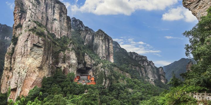 Lingyan Scenic Area