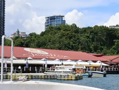 Hotel dekat Jesselton Point