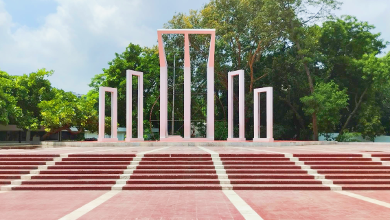 Памятник Шахид-минар