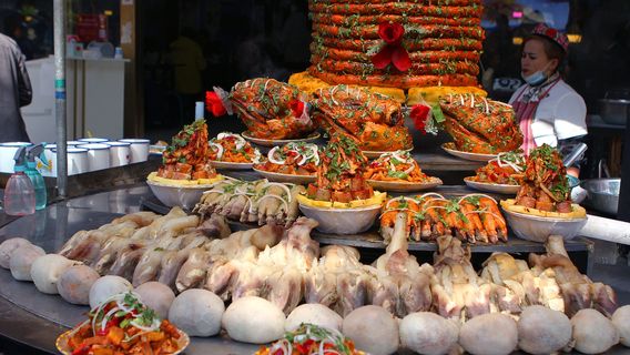 Night Markets in Urumqi