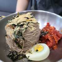 여름날 강릉 남항진 막국수 어때요??