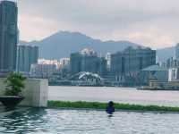 Spectacular four seasons in Hong kong 
