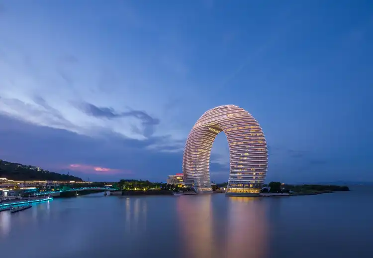 Hotels near Moon Bay, Taihu Lake