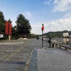 Luotong Jiuxing Fishing Village Restaurant 여행 사진