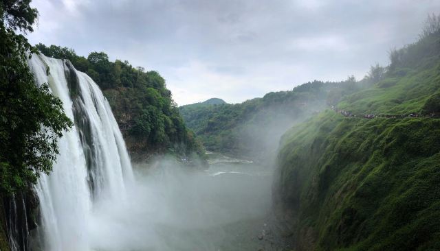 Huangguoshu Waterfall