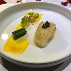 The V Modern Bistro 여행 사진