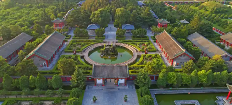 Hotels in Xingping
