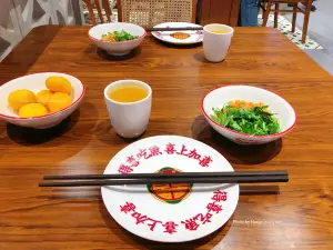 冯得喜美蛙肥肠鱼火锅(大学城店)