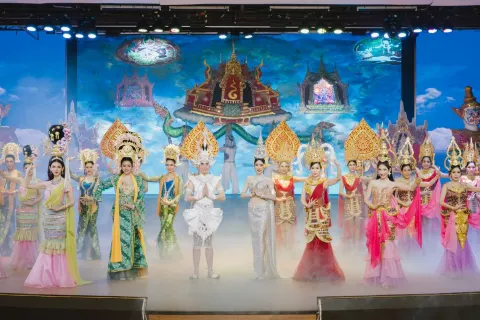 Golden Dome Cabaret Show