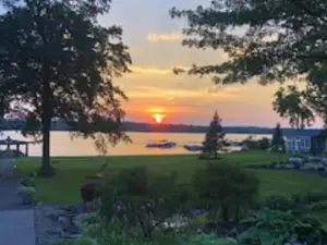 The Oaks Lakeside Restaurant