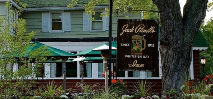 Jack Pandl's Whitefish Bay Inn