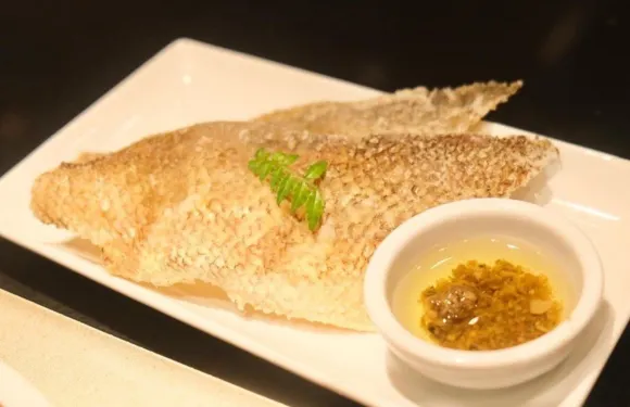 Maru De Sankaku鯛白湯拉麵 Central