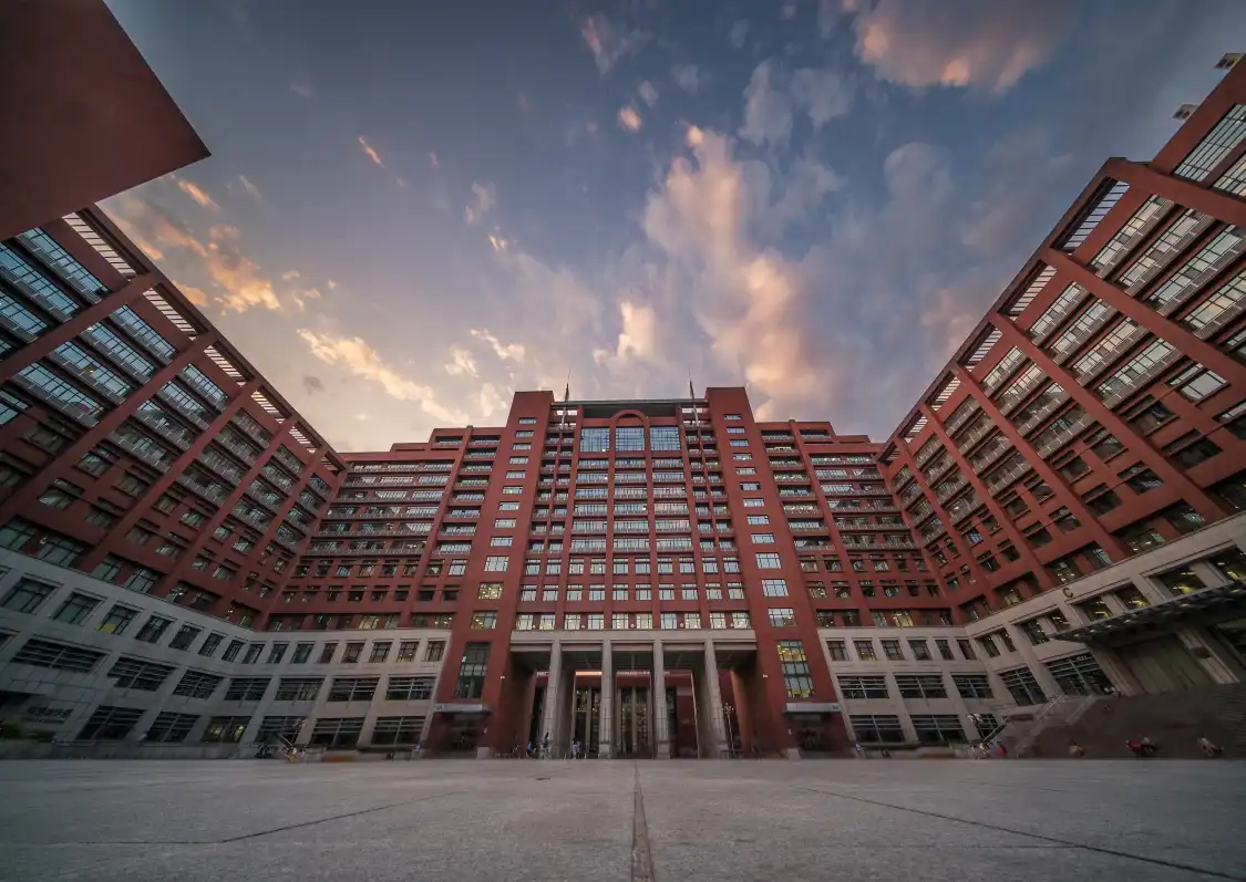 Hotels near Renmin University of China