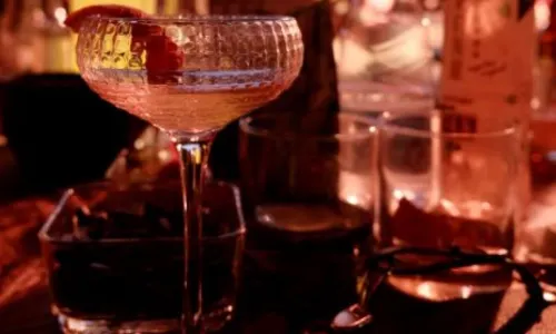河谣火塘民谣酒吧(庆阳路店)