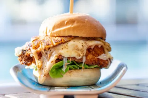Longboards Laidback Eatery & Bar