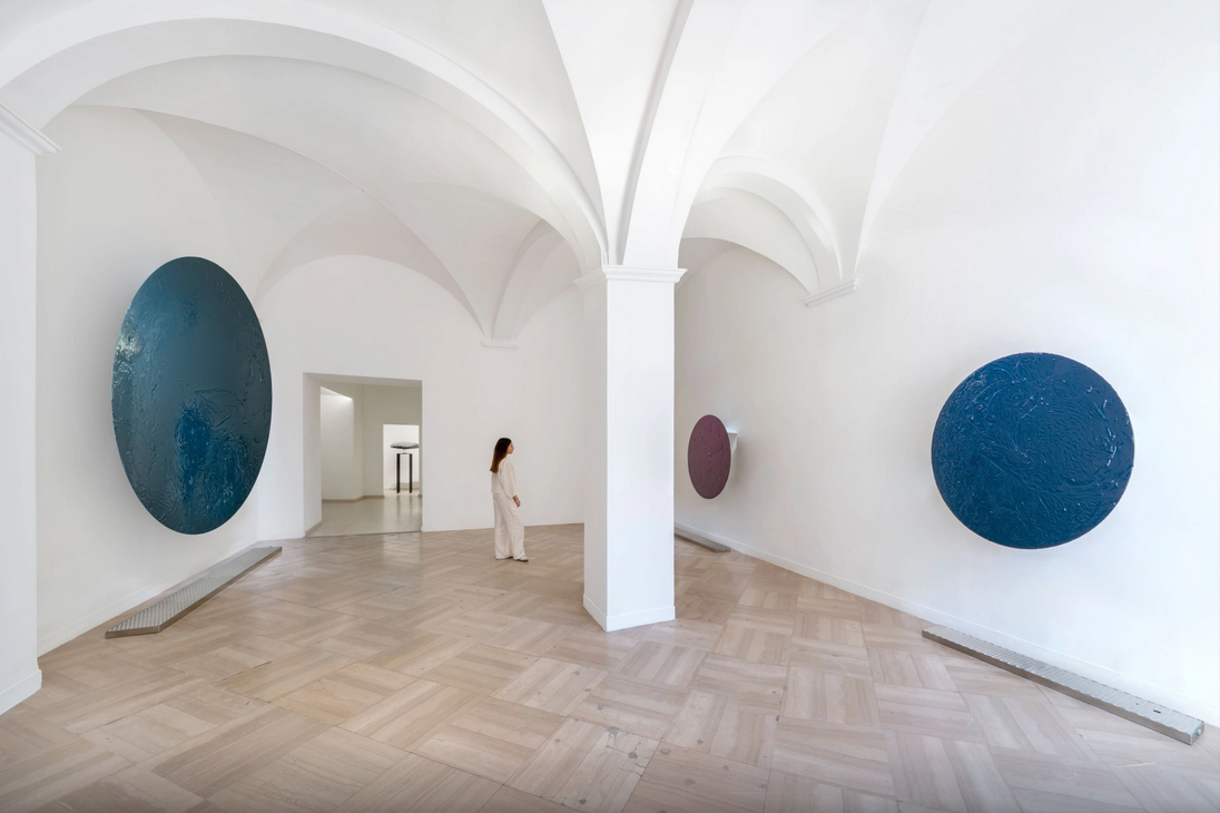 大天使薩索裡諾《現在時》展覽 | Galleria Continua