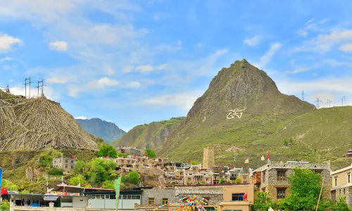 Ganbao Tibetan Village